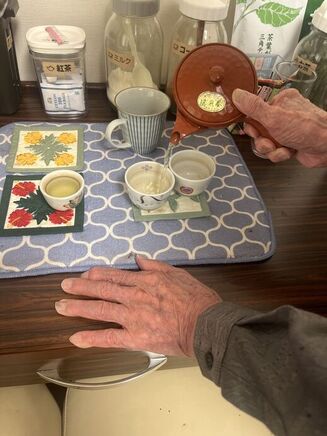朝起きたら何をしますか？