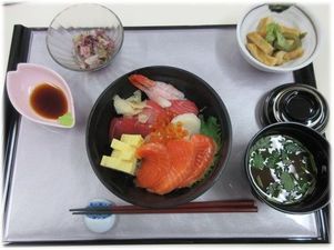 海鮮丼.jpg