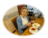 甘いケーキと楽しい友人