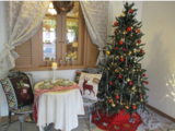 館内をクリスマスに