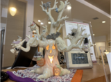フロントにハロウィーンの設えをしました