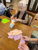 季節の折り紙～あじさいキューブ～