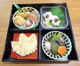 目と舌で味わう!松花堂弁当♪