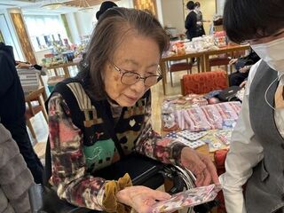 出張デパートを開催しました♪