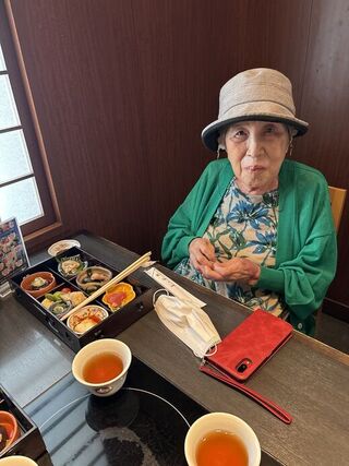 お出かけランチツアー