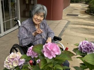 庭を彩り癒やされる花