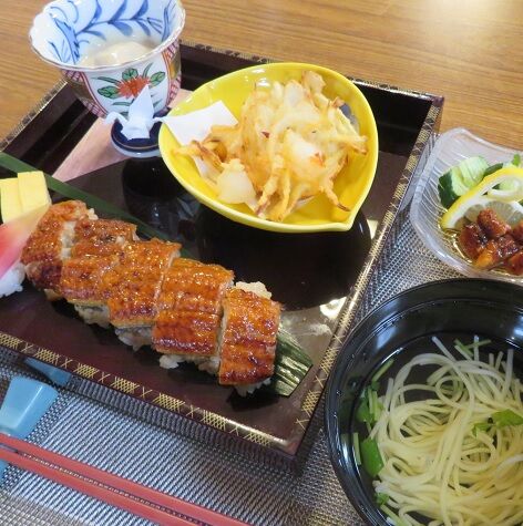 鰻寿司.jpg