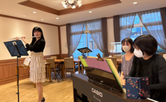 グッドタイムクラブ「ミニコンサート」