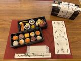 グッドタイムクラブ「お取り寄せランチ～十種の手まり寿司とローストビーフのお弁当」