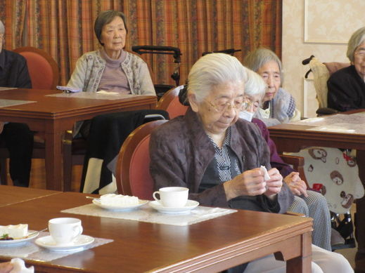 2012425.jpg