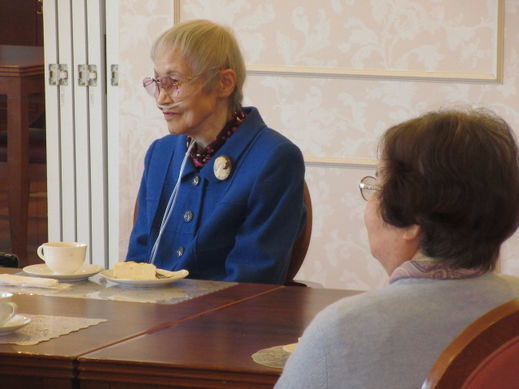 2012429.jpg