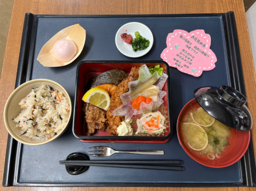 お花見弁当.png