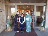 ゲストハウスのお正月④　～スタッフの着物特集～