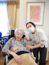 新入社員をご紹介いたします。