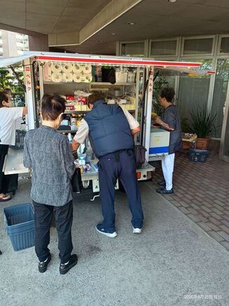移動スーパーとくし丸